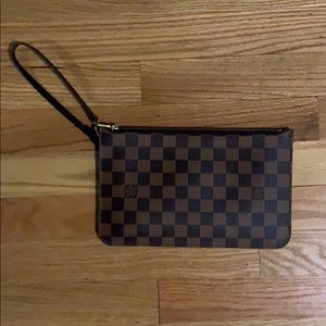 Neverfull wristlet *like new*